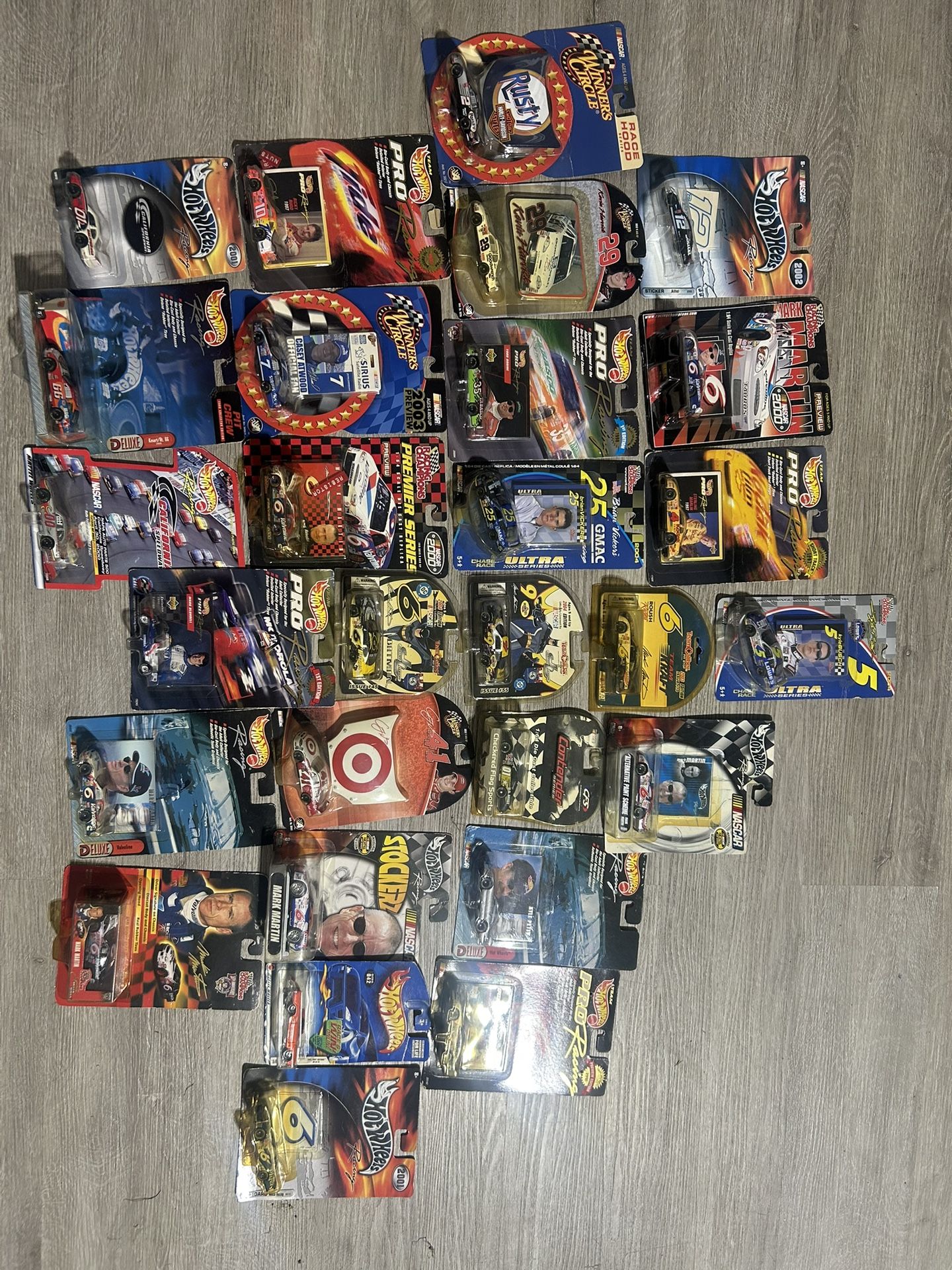 Nascar 1:64 Scale Collection 