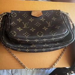 Louis Vuitton Multi Pochette Bag