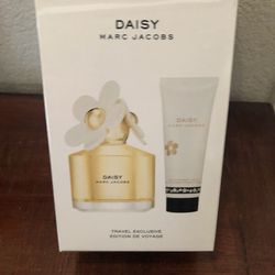 Daisy By Marc Jacobs Perfume Giftset 3.4oz