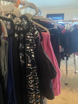 Selling All Victoria’s Secret Clothes 