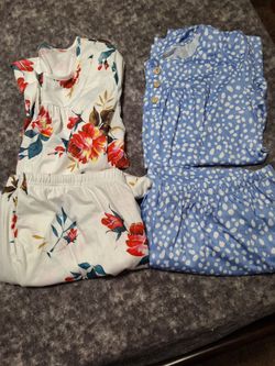 pair of new Capri pajamas  Size 2x  but they run smaller so I would say Xlarge. Both For 22 total