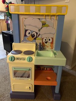 Bluey Kids Play Kitchen Set