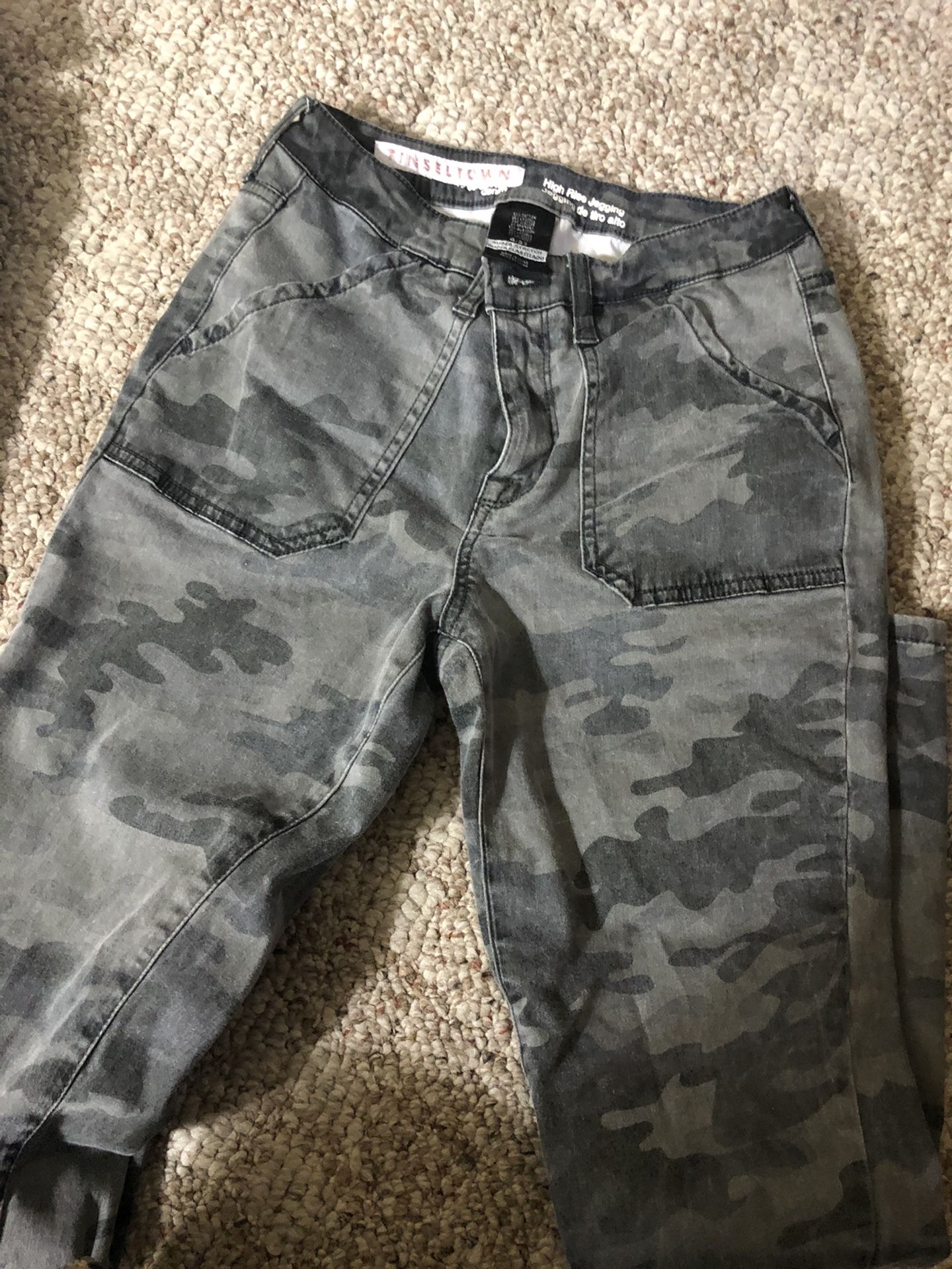 Nordstrom camo women’s pants size 26