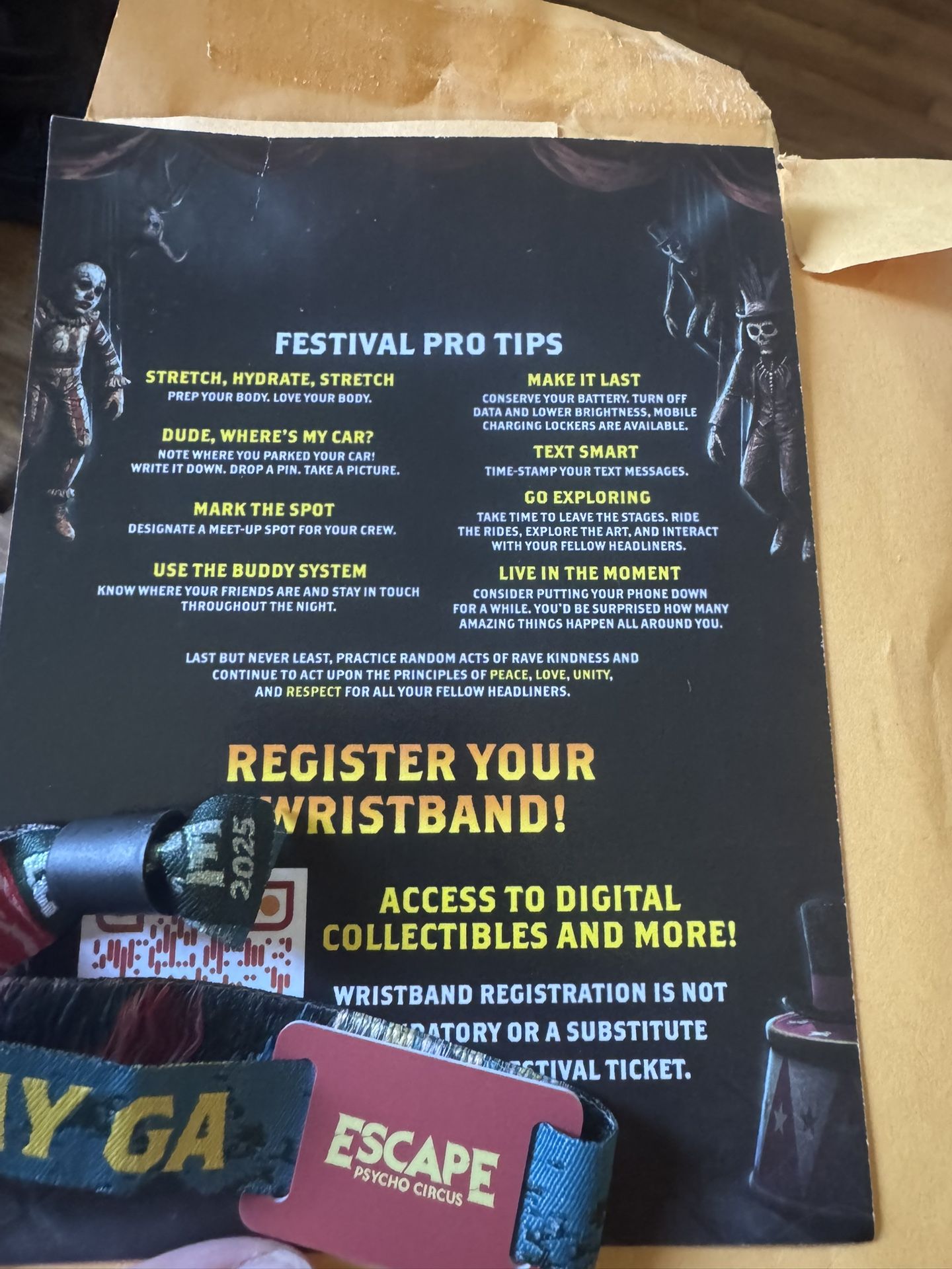 2 GA ESCAPE HALLOWEEN TICKET 