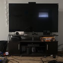 Great Condition! TV Stand - Gently Used Only
