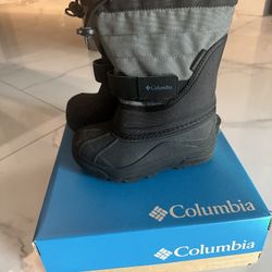 Columbia Children’s Powderbug Plus II Boots Size 11 Little Kids