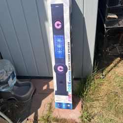 Bluetooth tower speaker with lights