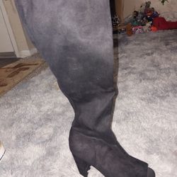 Sz 8 Women Boot