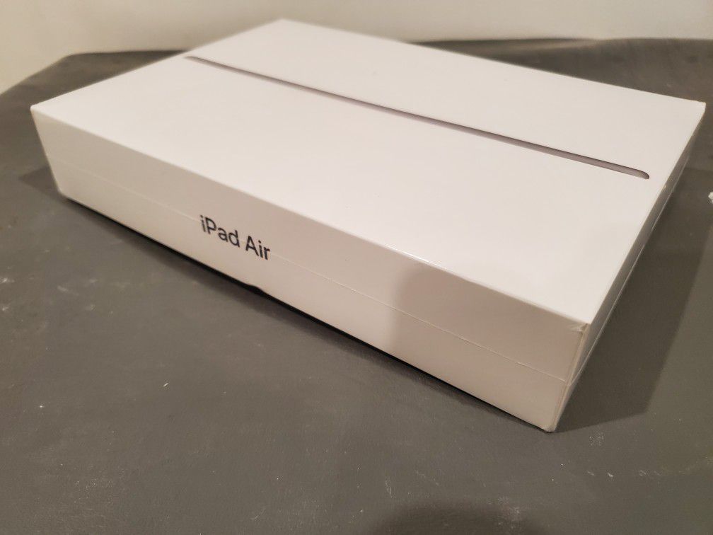 Apple iPad Air (10.5-Inch, Wi-Fi, 256GB) - Space Gray