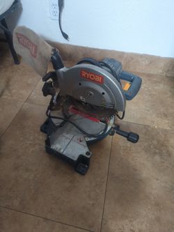 Ryobi Saw