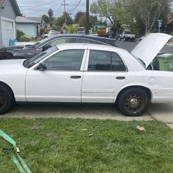 2010 Ford Crown Victoria