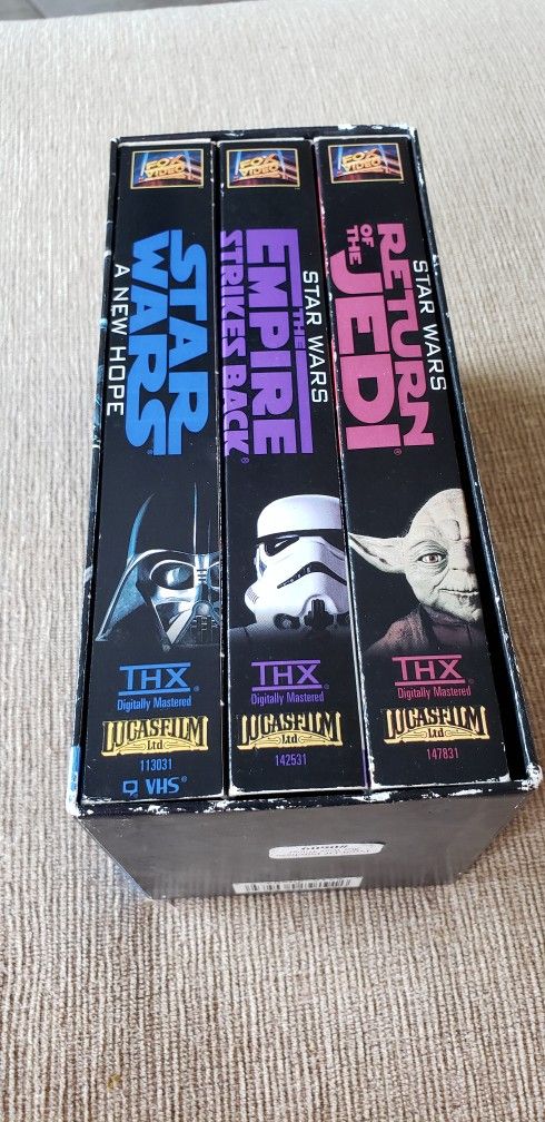 RARE COLLECTABLE Star Wars Trilogy 3-Tape Set (VHS,1995) POP #609


