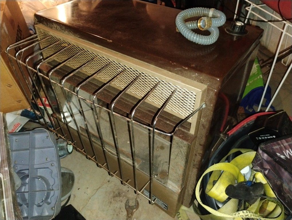 Large Gas Ventless Heater