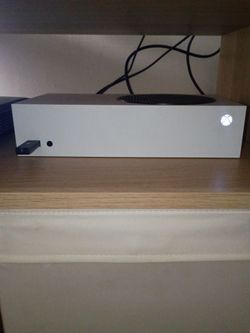 SELLING MY XBOX GAMING SET UP
