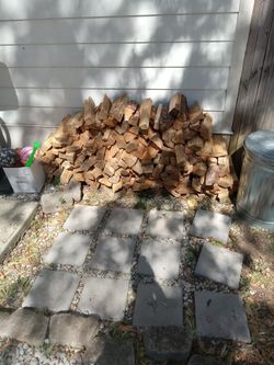 175 Peices Of Seasoned Firewood  Free Delivery Free Stacking 