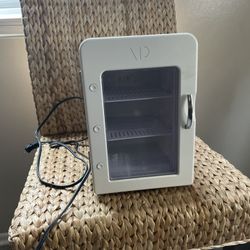 Vanity Planet Fridge