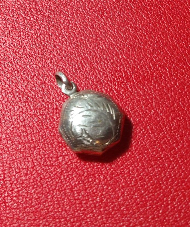 Vintage Silver Locket - Tiny