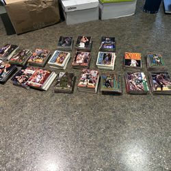 1000 Basket Ball Cards From The 1990s