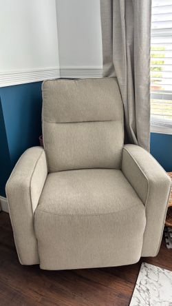 Ashley Furniture Power Recliner with Heat & Massage – Like New