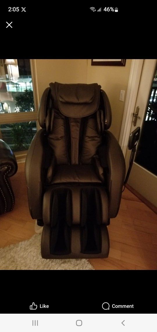 Infinity Zero Gravity Massage Chair