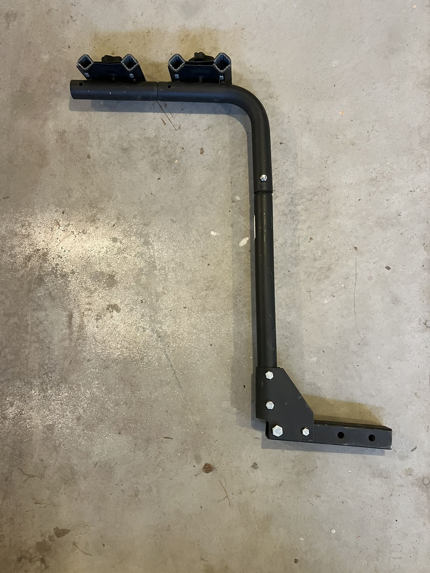 Stromberg Carlson BC-104 Post-Mount 4-Bike Rack - Clamp-Style
