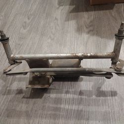 Porsche 911/912 Windshield Wiper Motor Assembly 