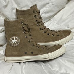 Suede Converse All Star Chuck Taylors