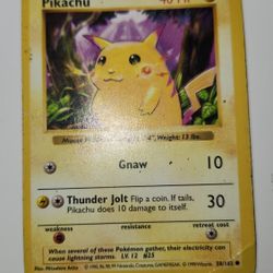 Pikachu 58/102 Rare Red Checks