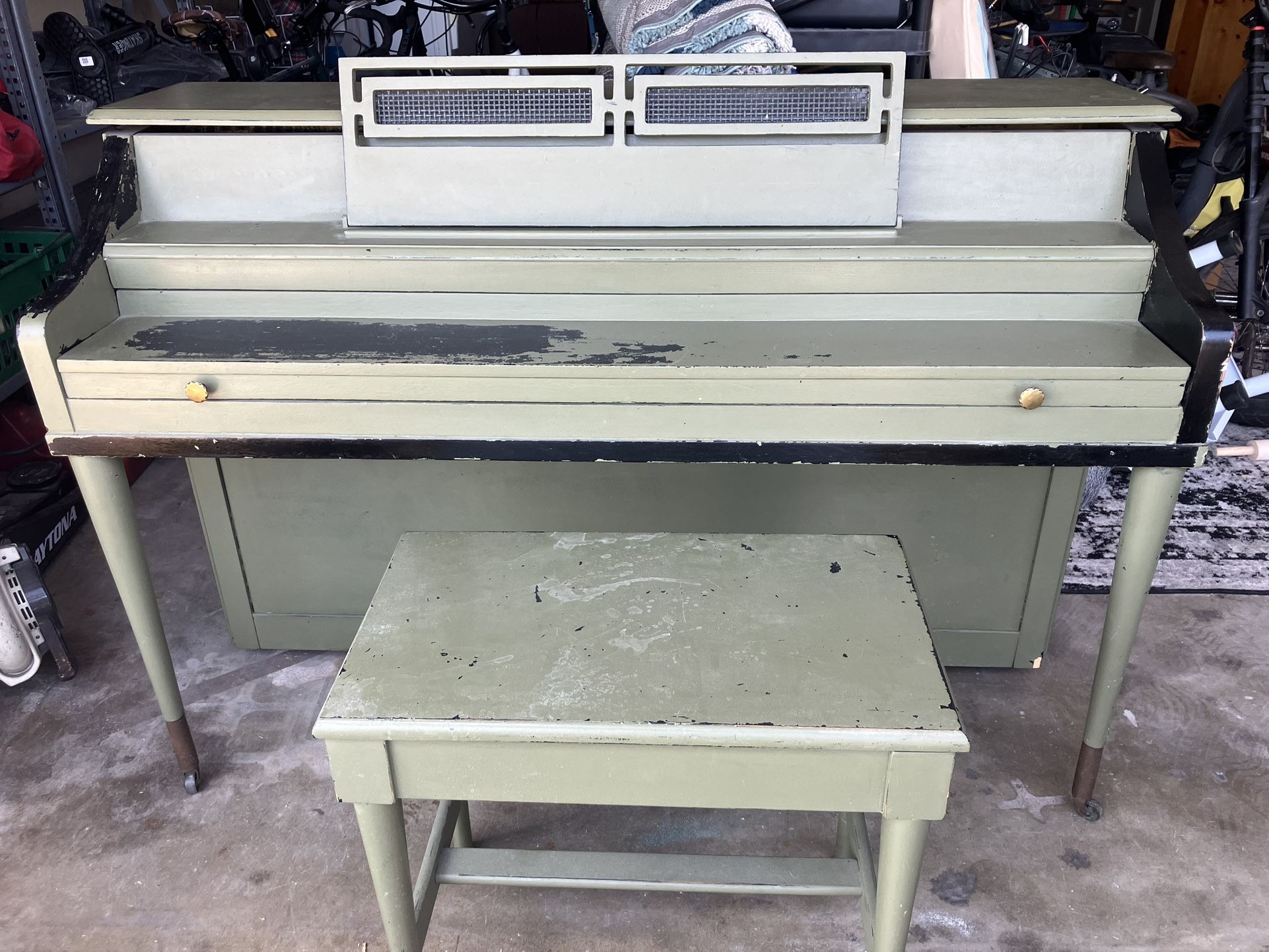 Estey Vintage Piano