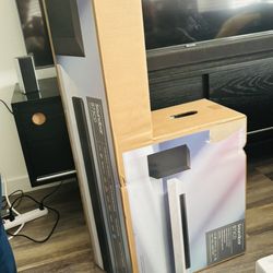 Samsung (HW-B73CD) – 5.1 Channel Soundbar System | Dolby Digital, Wireless Subwoofer, Adaptive Sound Etc.