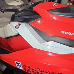 Jetski seadoo 2012 ready for the lake