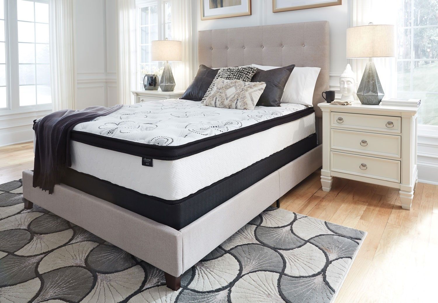King 10 inch Hybrid mattress brand new