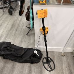 Garrett Metal Detector Ace 400 For Sale!! 