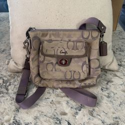 Coach signature canvas small crossbody / utility pouch 