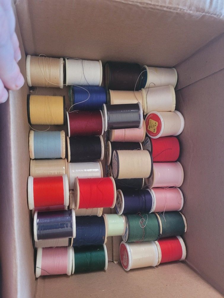 Thread 68 spools