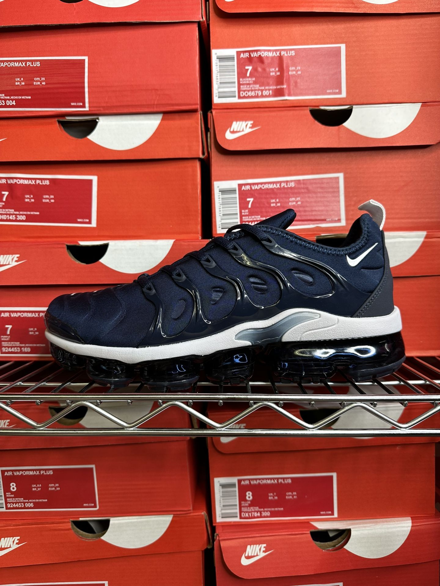 Nike Vapormax Plus “Midnight navy” MEN SIZES: 9.5, 11, 12, 13