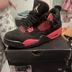 Red Thunder 4s