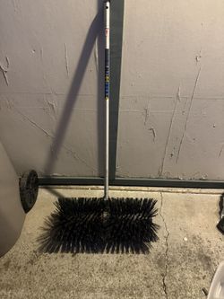 Milwaukee Quiklok Power brush Attachment 