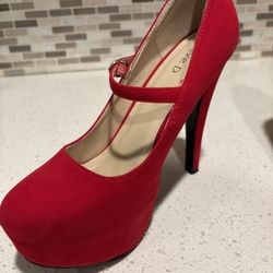 Red Heels 7 1/2 