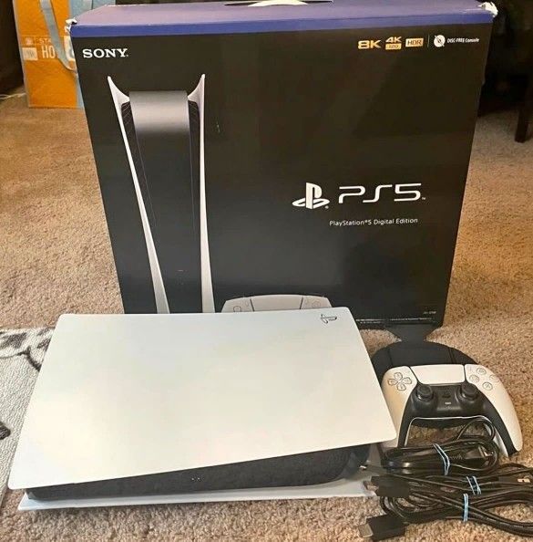 Sony PlayStation 5 Console Digital Version in White 825GB PS5 Mint Condition FCH7-1G