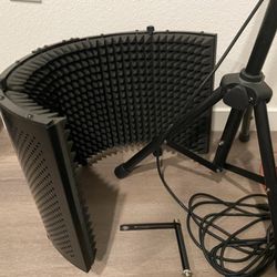 Microphone Isolation Shield