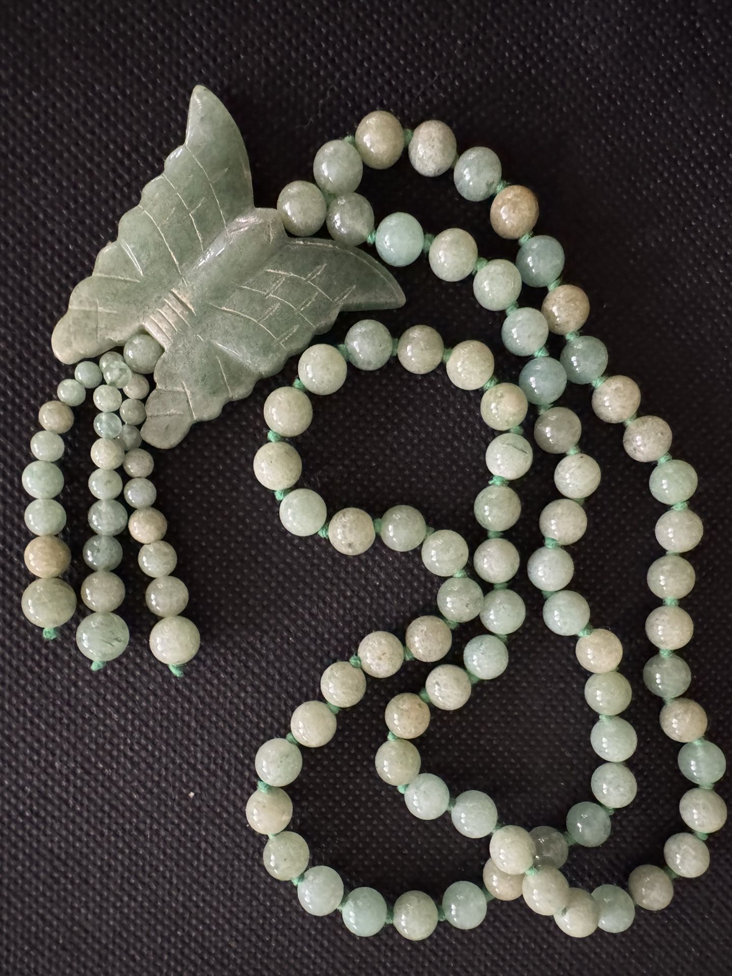 Natural Jade Bead And Carved Butterfly Necklace/pendant