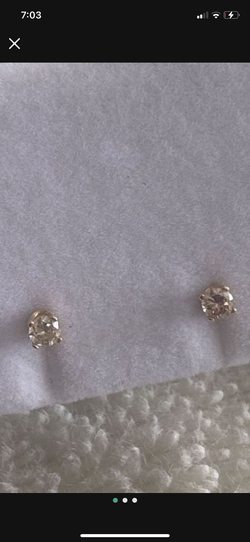 14 Kater, Yellow, Gold Stud Small Diamonds Earrings 