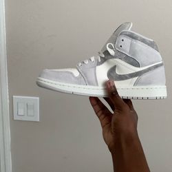 Air Jordan 1 SE Greys Men Size 7.5