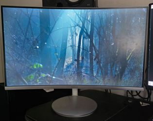 Samsung 1080p curved monitor