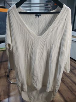 WOMEN'S EXPRESS SWEATER SZ L