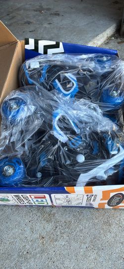 New boys roller skates size 4