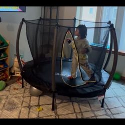 Toddler trampoline 