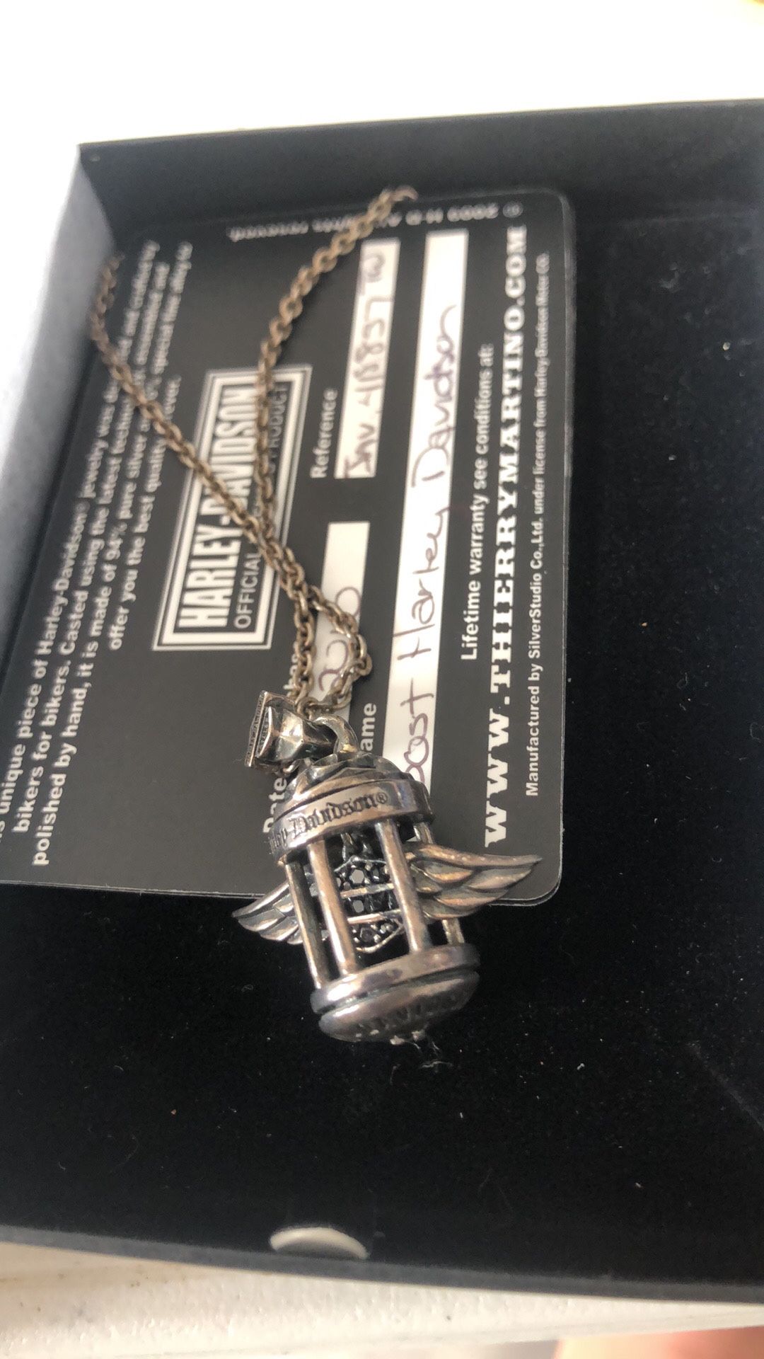 Harley Davidson Necklace With Authorized Dealer Cards