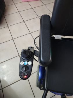 Silla Electrica Marca Jazzy de uso en buenas condiciones